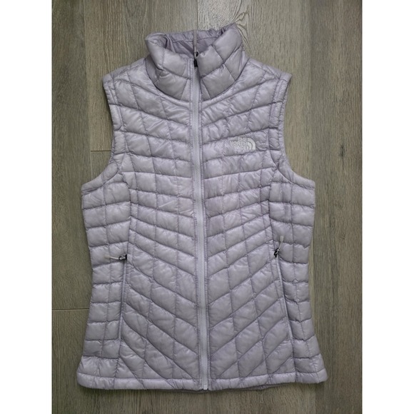 The North Face Jackets & Blazers - The North Face Womens XS Light Ash Purple Puffer Vest Full Zip Light Weight